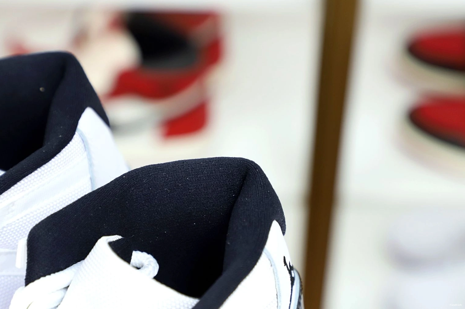 11 AIR JORDAN 2018 RETRO 'CONCORD' 0906